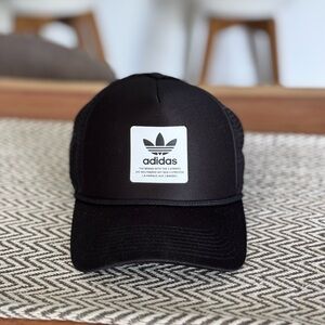 ADIDAS SnapBack Trucker Hat